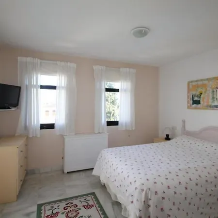 Spacious Townhouse By The Beach * Estepona